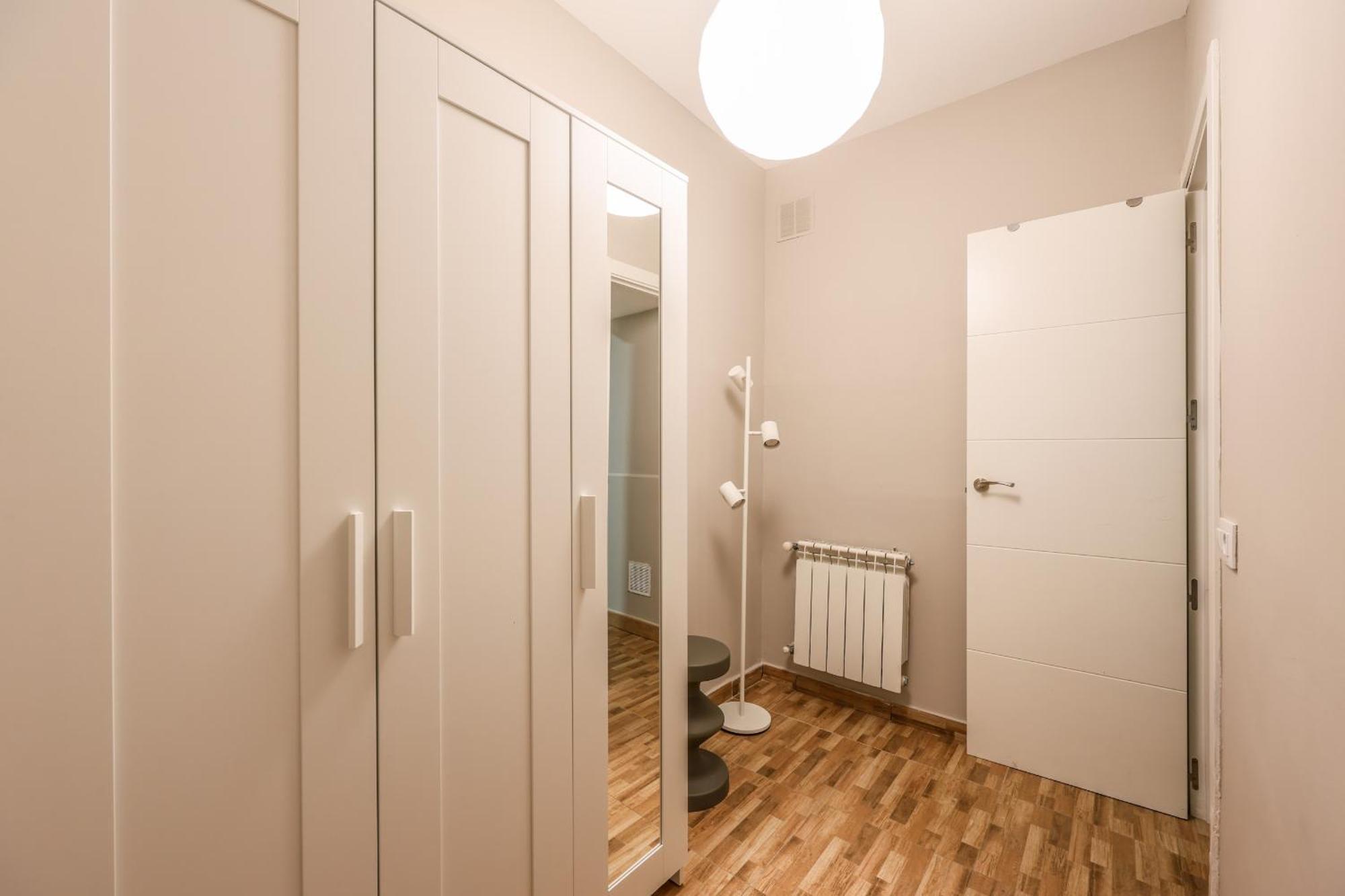Nuevo Apartamento Funcional En Chamberi マドリード エクステリア 写真